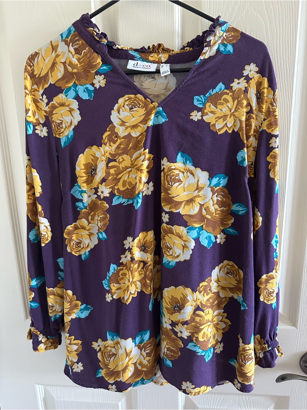 Denim&Co Purple Long-Sleeve Floral V-Neck Top